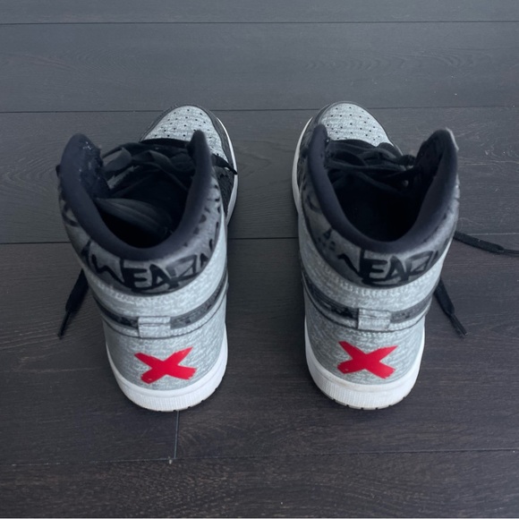 Jordan 1 Retro High OG Rebellionaire Shoes - Picture 4 of 7